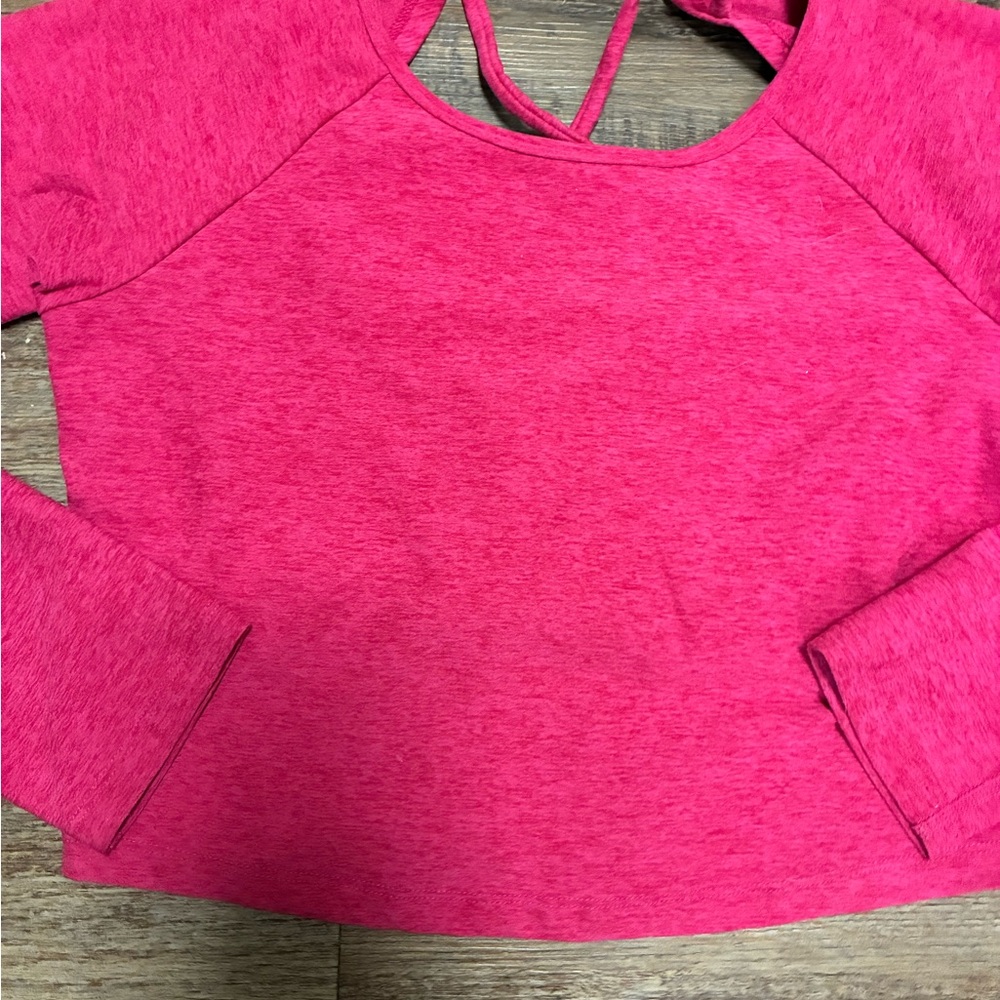 Beyond Yoga Pink Crisscross Back Long Sleeve Crop Athletic Top Size Large - Picture 3 of 8